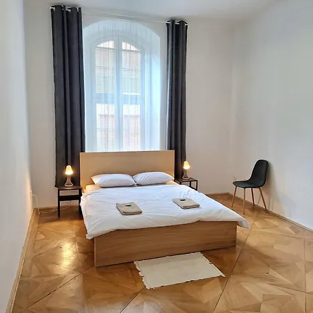 Paula - Old Town Apartment Bratislava